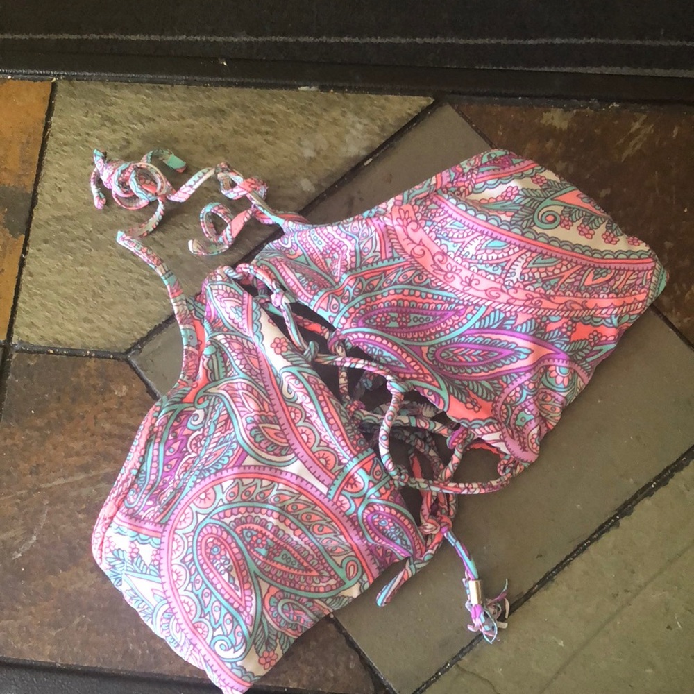 Swim suit top